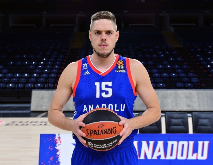 Anadolu Efes’te Stimac Takımdan Ayrıldı