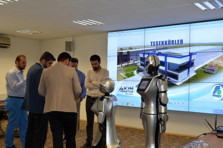 Akınrobotıcs’in Yüzde Yüz Yerli Robotları Mini Ada Ve Ada Gh6, 3. Havaalanında Görev Alacak En Güçlü Aday