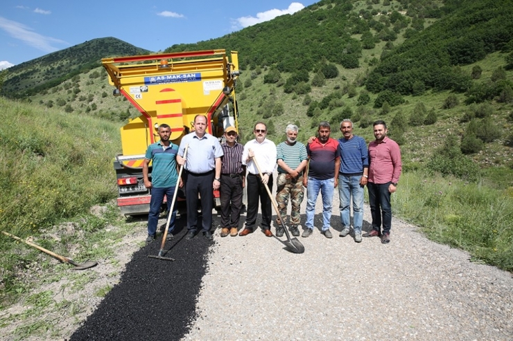Vali Pehlivan Yol Bakım Onarım Çalışmalarını Yerinde İnceledi