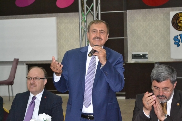 Bakan Eroğlu Şuhut’ta Hemşehrileri İle Buluştu