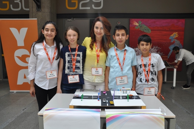 Geleceğin Bilim İnsanları Yga Kampı’nda Buluştu