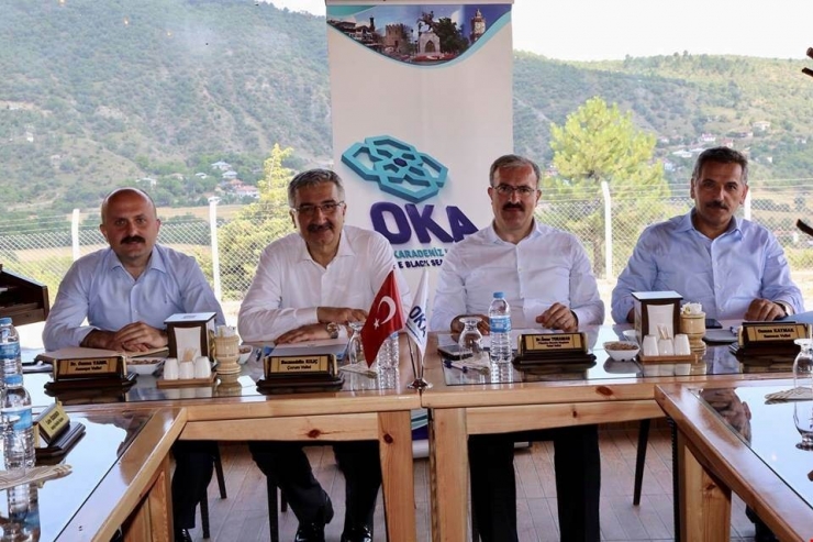 Oka’dan 44 Projeye 28 Milyon Lira Hibe