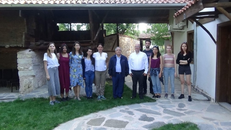 Çavdarhisar’da ’Arkeoloji Ve Sosyal Çevre Etiği Okulu’ Açıldı