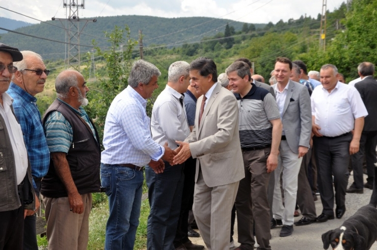 Ak Partili Vekillerden Yenice’ye Teşekkür Ziyareti