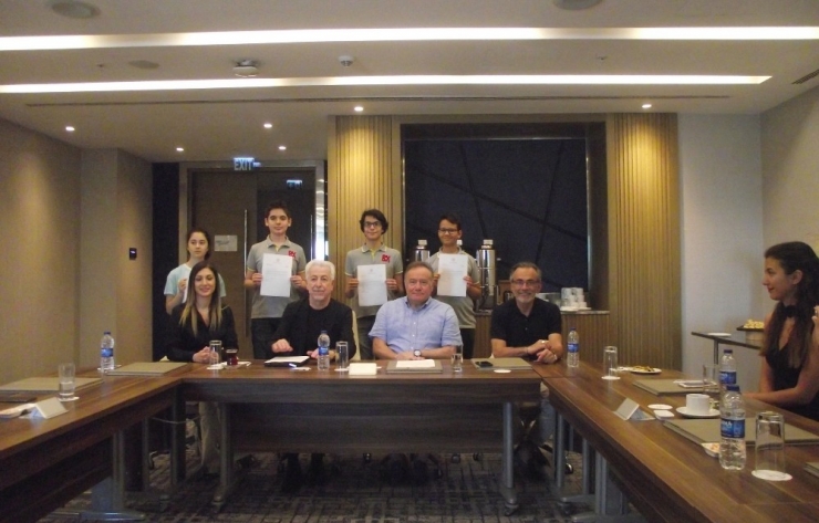 Bahçeşehir Koleji’nden Lgs Şampiyonlarına Stanford Üniversitesi Ödülü