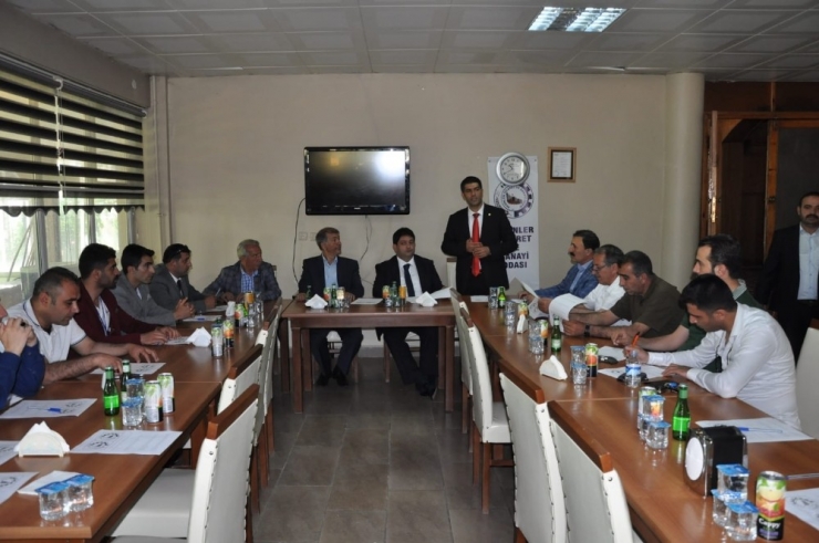 Oda Ve Borsa Başkanları Pasinler’de Toplandı