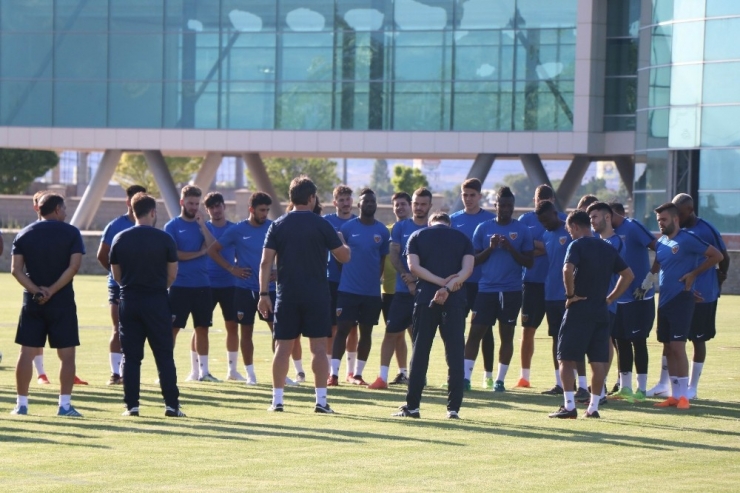 Kayserispor’da Yeni Sezon Hazırlıkları Sürüyor