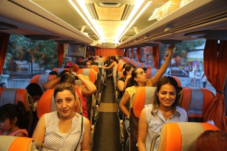 Tuncelili Anne Ve Çocukları Kapadokya’yı Gezecek