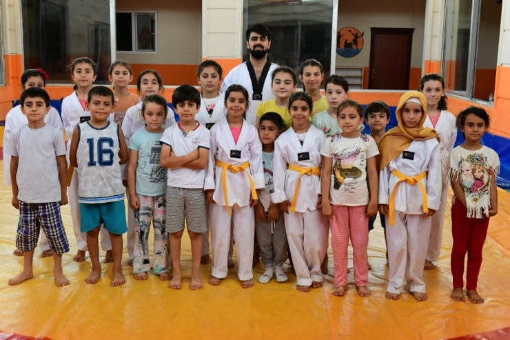 Şanlıurfa’da Gençlere Yönelik Yatırımlar Sürüyor