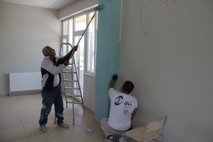 Bismil Belediyesinden 9 Okula Z Kütüphane