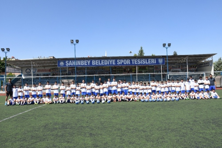 Şahinbey Spor Okulları’na Yoğun İlgi