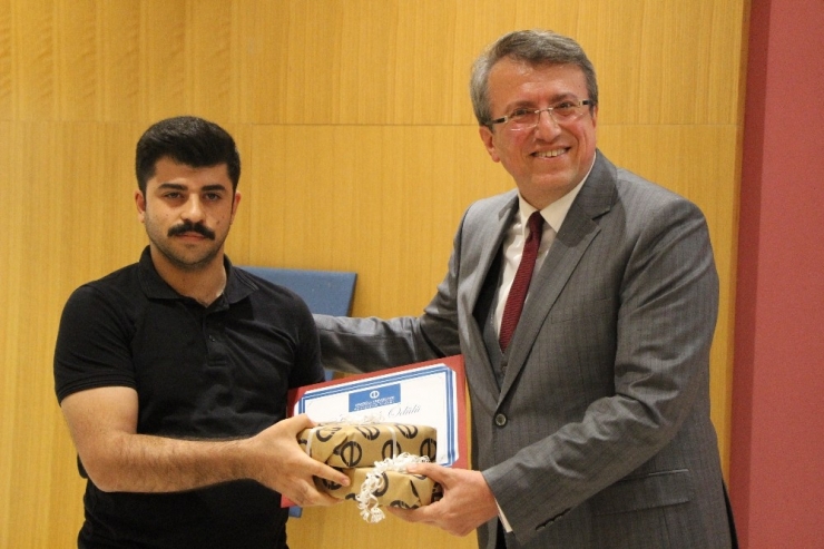 ‘Engelsiz Açıköğretim’ Yarışmasında Ödüller Dağıtıldı