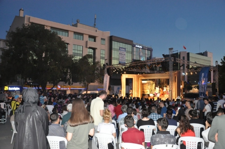 ’Asalet Kumkuması’na İlgi Yoğundu