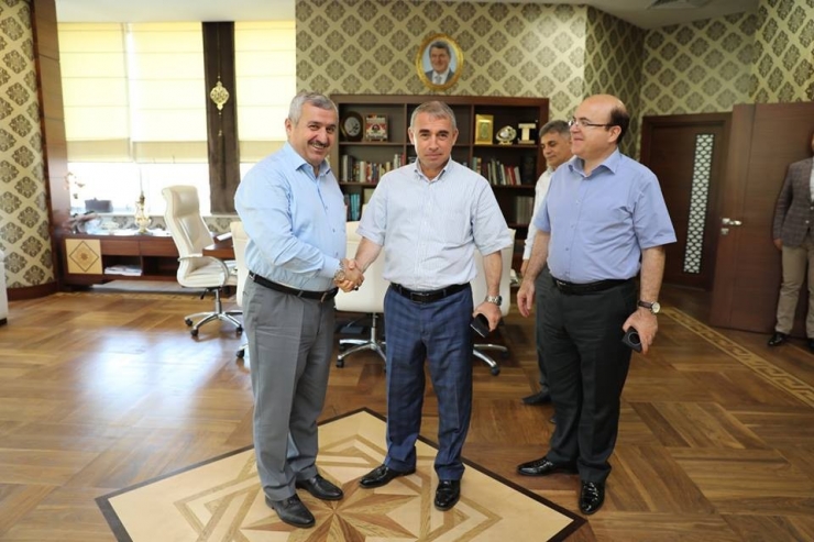 Başkan Baran, Körfez Kaymakamı Ve Körfez Cumhuriyet Başsavcısını Makamında Ağırladı