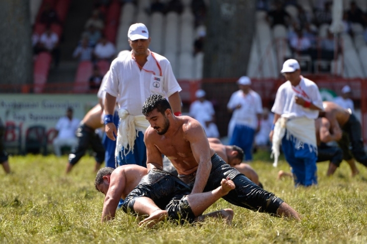 Muratpaşa’nın Pehlivanları Kırkpınar’da