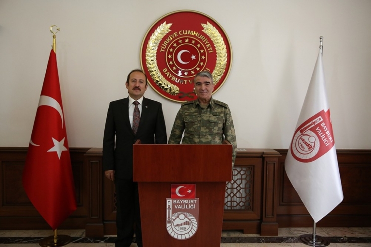 3. Ordu Komutanı Org. Savaş, Vali Pehlivan’ı Ziyaret Etti