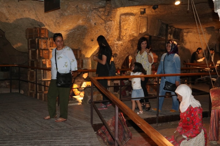 Milli Mücadele Müzesi Ziyaretçilerini Duygulandırıyor