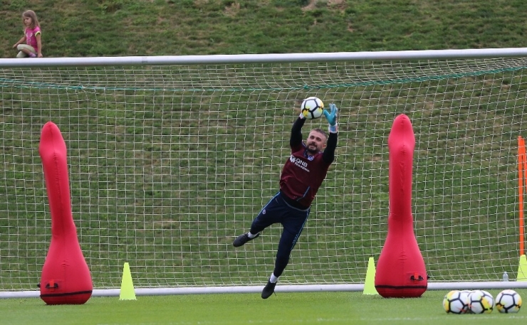 Trabzonspor’un Kaptanı Onur Recep Kıvrak Yeni Sezonu İple Çekiyor