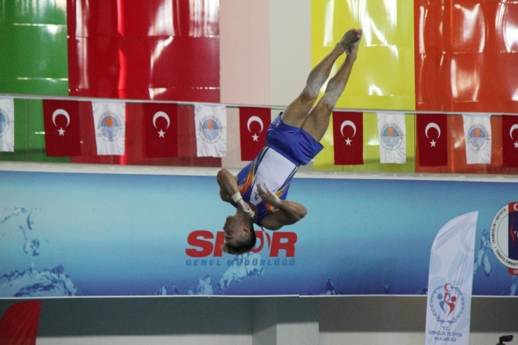 Artistik Cimnastik Dünya Kupası Mersin’de Başladı