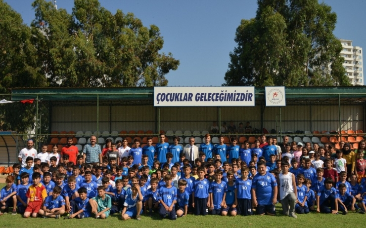 Akdeniz’de Yaz Okulu Spor Kursları Başladı