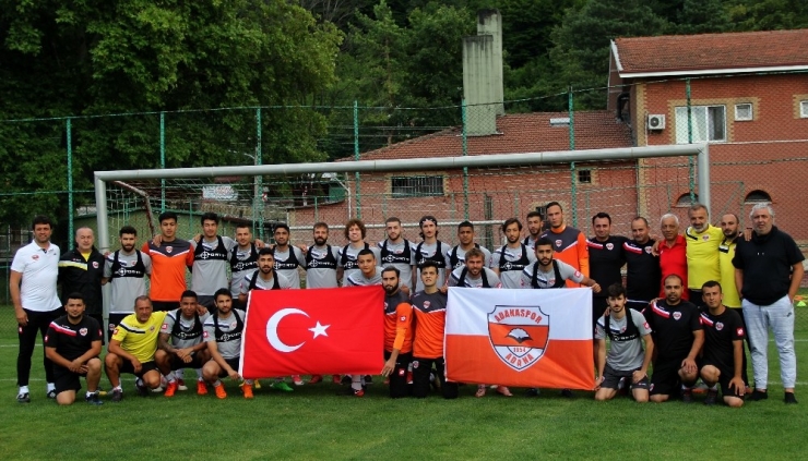 Adanaspor’da ’Dünya Adanasporlular Günü’ Kutlandı