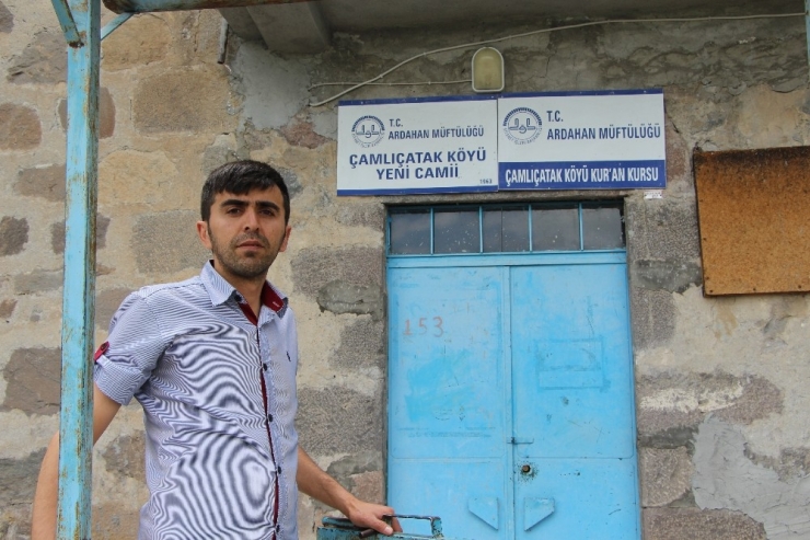 Âlemi Olmayan Camii Yardım Bekliyor