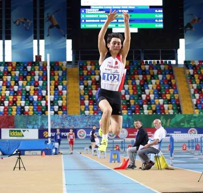 Batuhan Çakır, Türkiye’ye Altın Madalya Kazandırdı