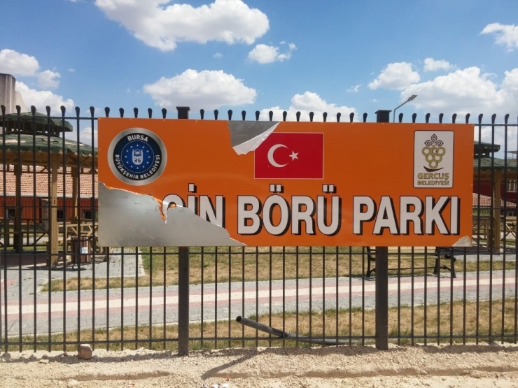 Gercüş’te Yasin Börü Parkı İçler Acısı Durumda