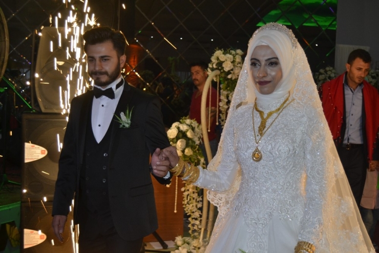 Esağder Başkanı Mehmet Şerif Karaca Ve Ailesinin Düğün Mutluluğu