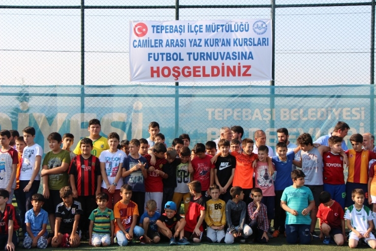 Kur’an Kursu Miniklerinin Futbol Heyecanı