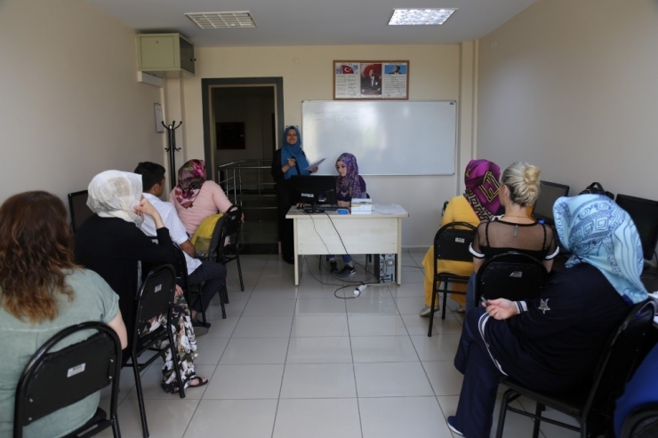 Ko-mek Yeni Eğitim Dönemi İçin Usta Öğrencileri Kampa Aldı