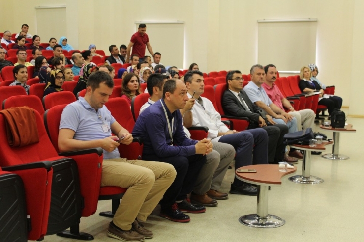Sağlık Personeline ‘İletişim Eğitimi’ Verildi
