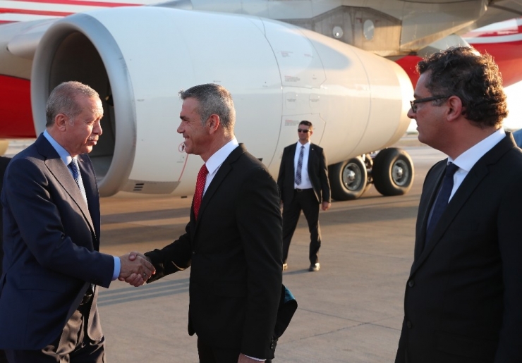 Cumhurbaşkanı Erdoğan Kktc’de Resmi Törenle Karşılandı