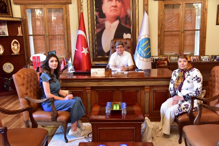 Başkan Can, Halk Günü Kapsamında Vatandaşları Ağırlamaya Devam Ediyor