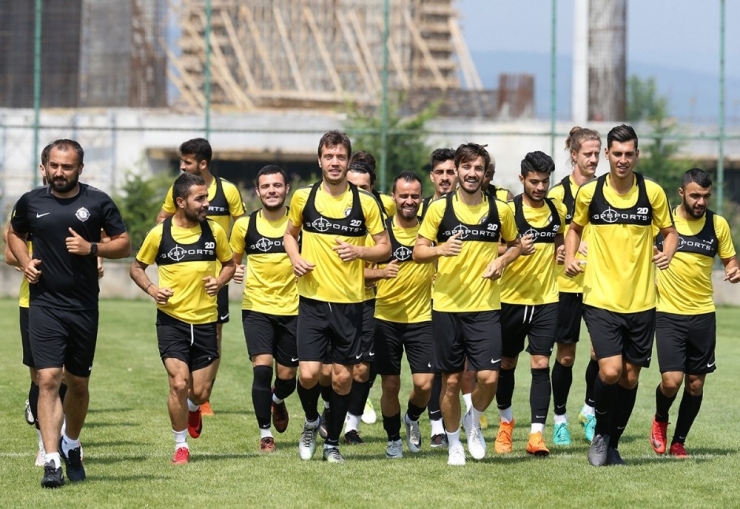 Osmanlıspor’da Tempo Değişmedi