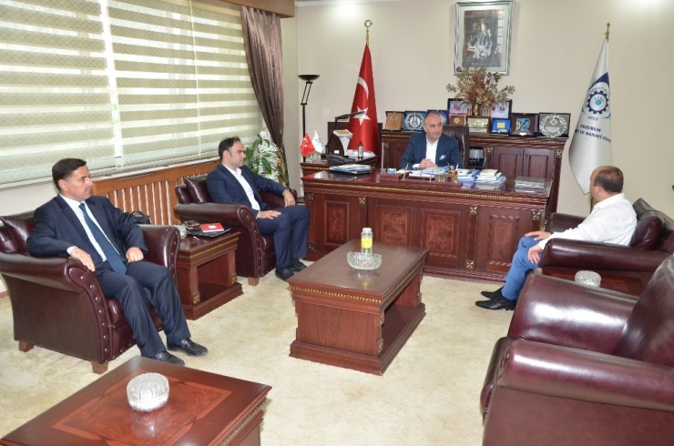 Etso Meclis Başkanı Özakalın: “İran’la Ticareti Objektif Kriterlere Göre Yapalım”