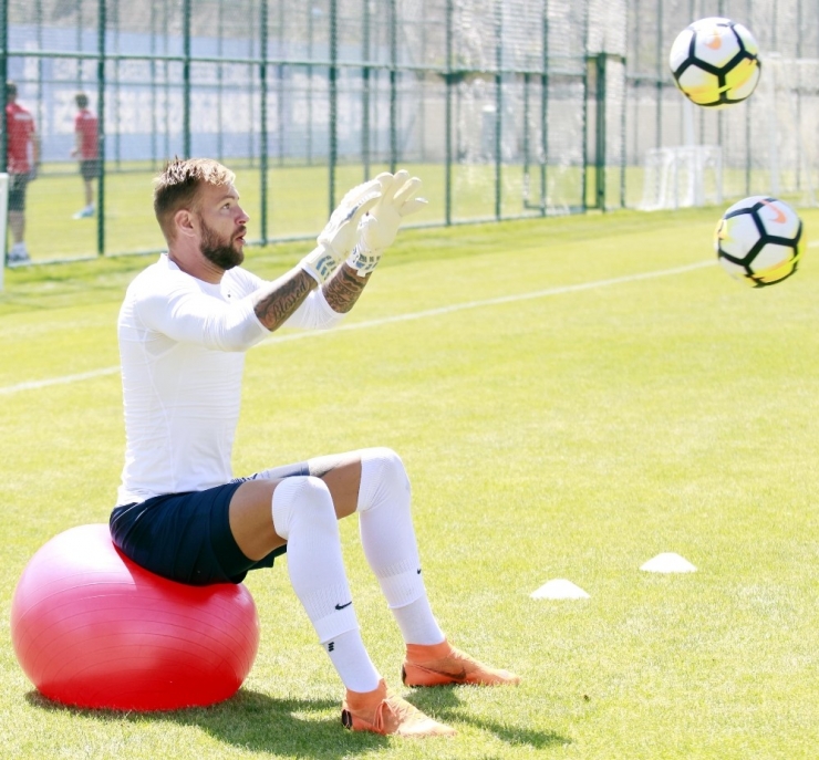 Sıcak, Antalyaspor’un Temposunu Bozmadı