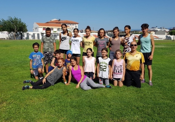 Burhaniye’de Ücretsiz Atletizm Kursu Açıldı