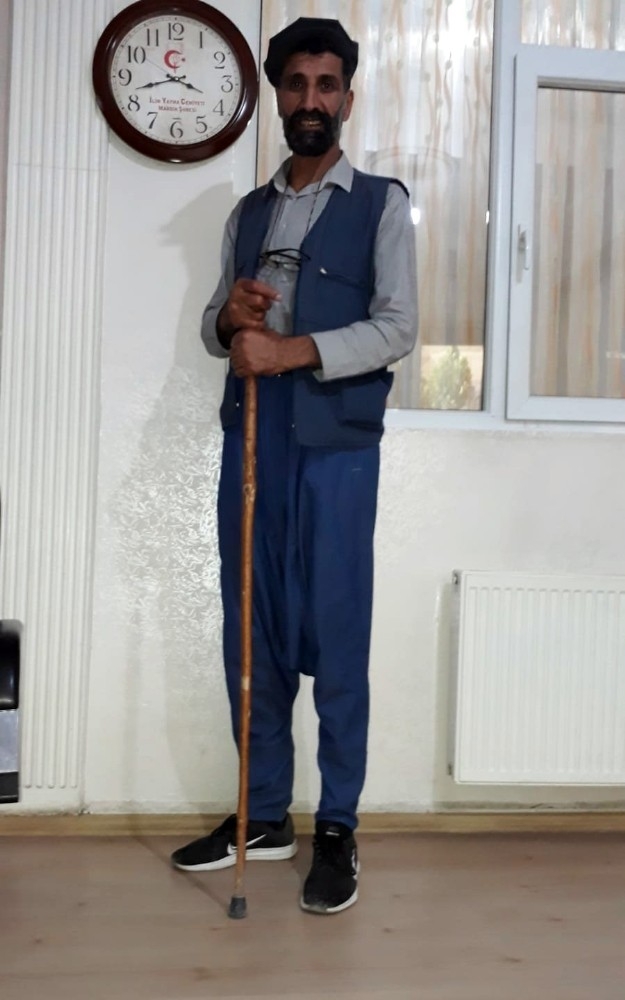 “Gariban Necmettin” İş İstiyor