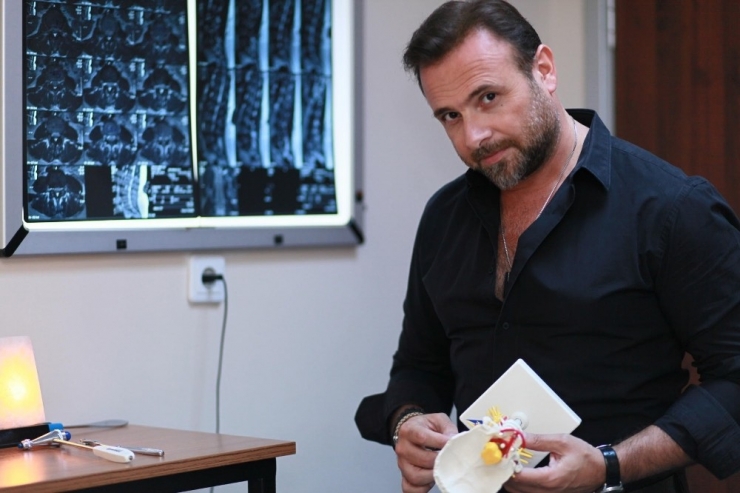 Sırt Ve Bel Ağrıları Ne Zaman Tehlikelidir