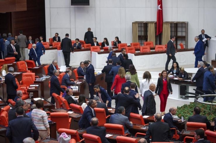 Tbmm 28. Başkanlık Seçimi 2’nci Turu Tamamlandı