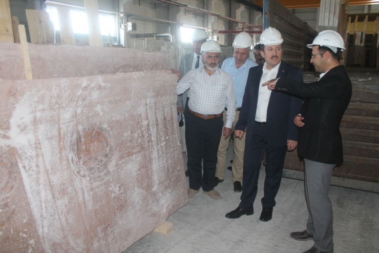 Bayburt’tan 11 Ülkeye Doğaltaş İhracatı