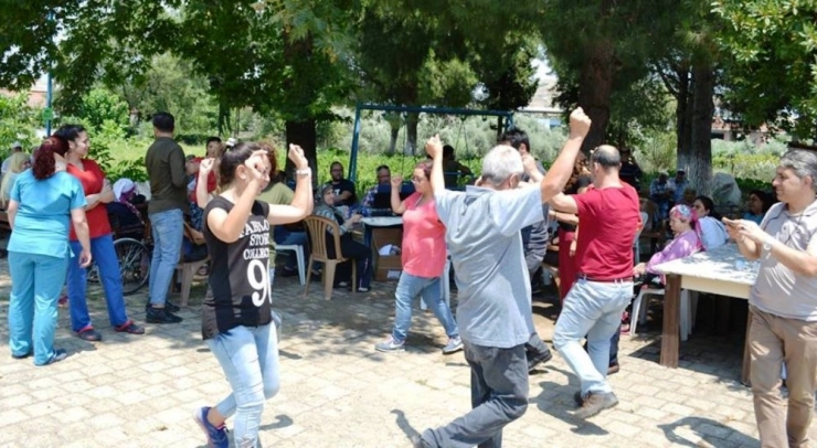 Adh ‘Tatlı Çarşamba’ Etkinliklerine Devam Ediyor