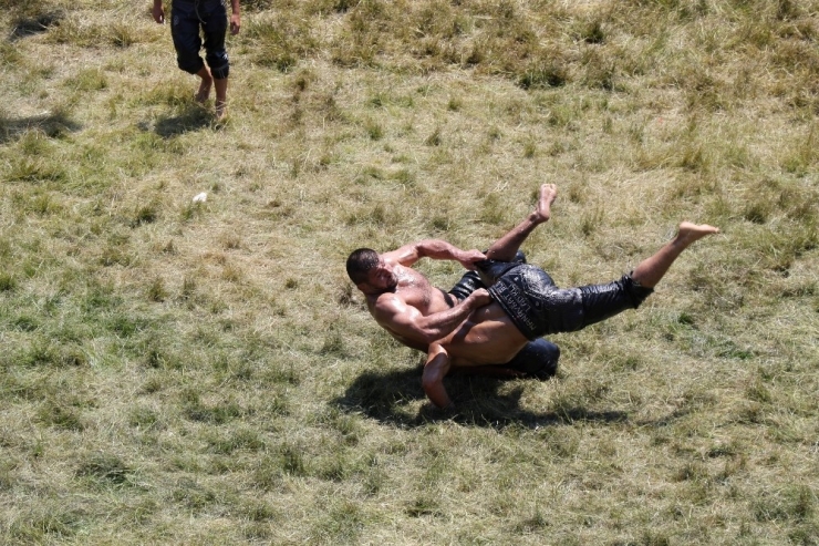 Başpehlivanlar Kırkpınar’da Kıran Kırana Güreşti