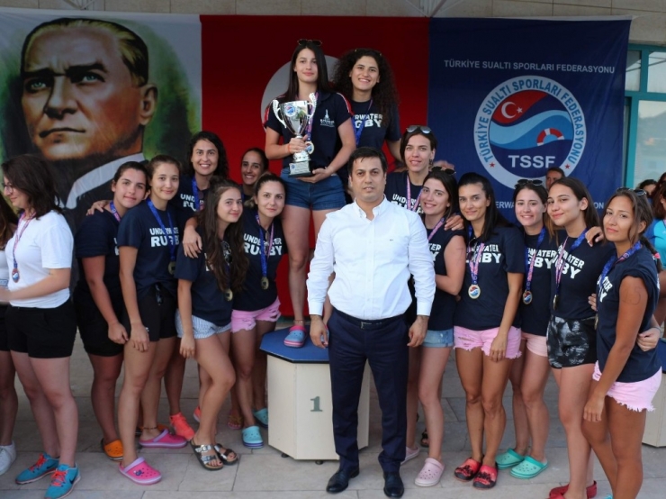 ’15 Temmuz Sualtı Ragbisi’ Şampiyonları Belli Oldu