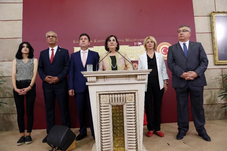 Chp’de Tansiyon Yükseliyor