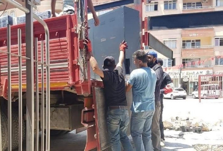 Atatürk Stadyumu’nda Çalışmalar Sürüyor