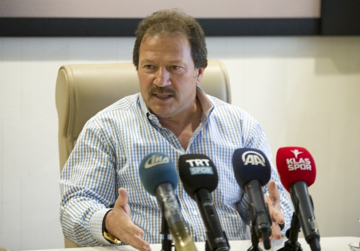 Ankaragücü Başkanı Yiğiner: “Yenikent Stadyumu’nda Oynamak İstiyoruz”