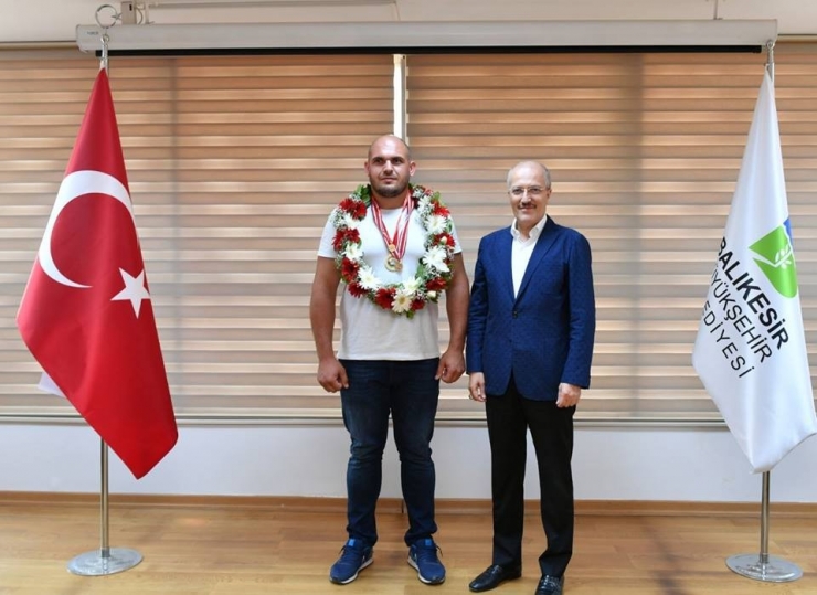 Büyükşehir’den Atasporuna Destek