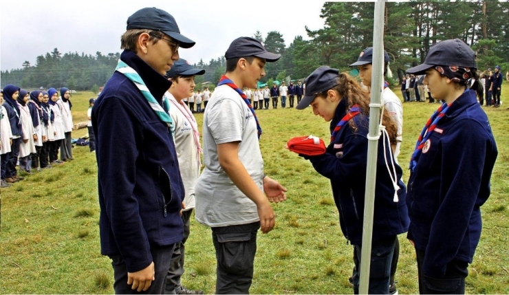 İzciler, Araç’ta Fındıklı Yaylasında Kamp Yaptı